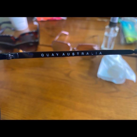 Quay Sweet Darlin’ sunglasses - Picture 2 of 6